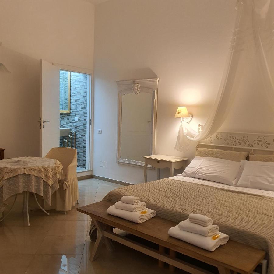 White Suite Polignano 08 Полиньяно-а-Маре Экстерьер фото