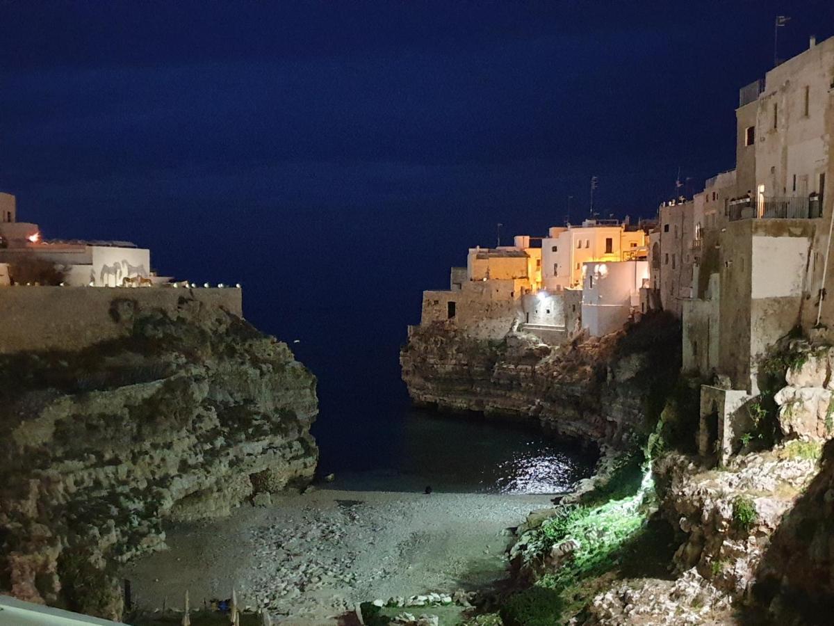 White Suite Polignano 08 Полиньяно-а-Маре Экстерьер фото