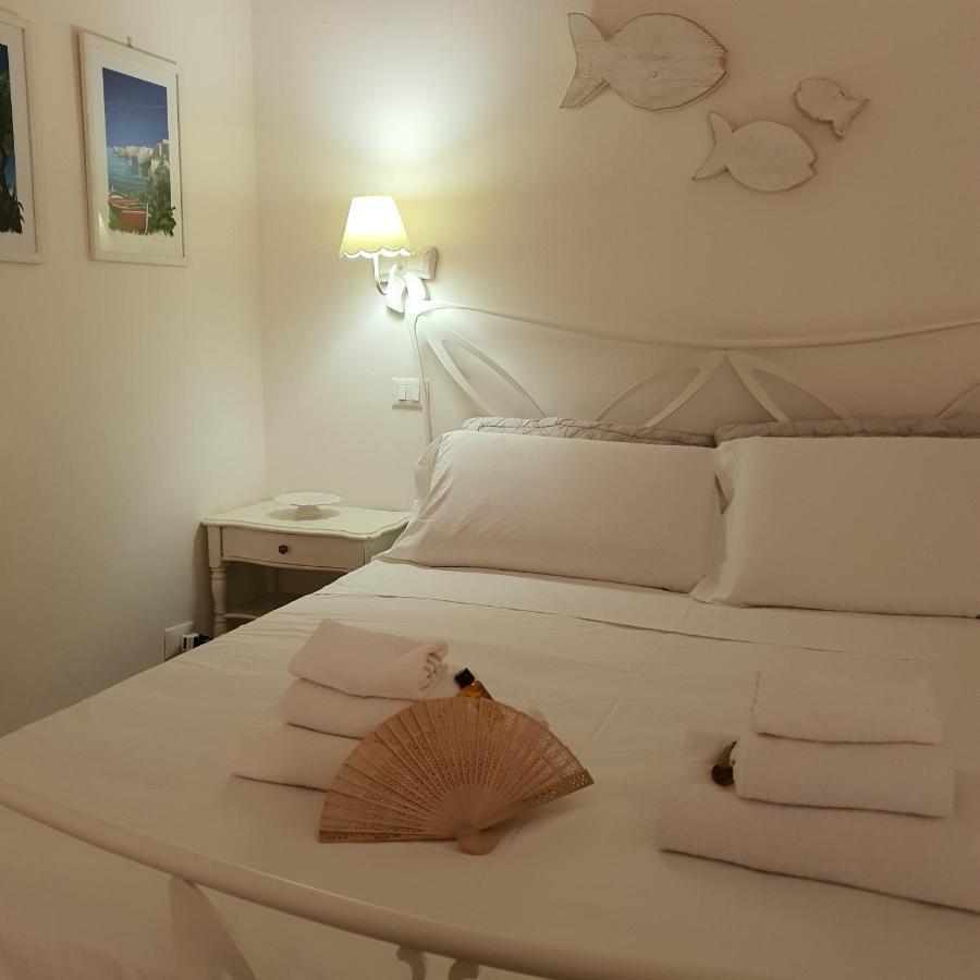 White Suite Polignano 08 Полиньяно-а-Маре Экстерьер фото